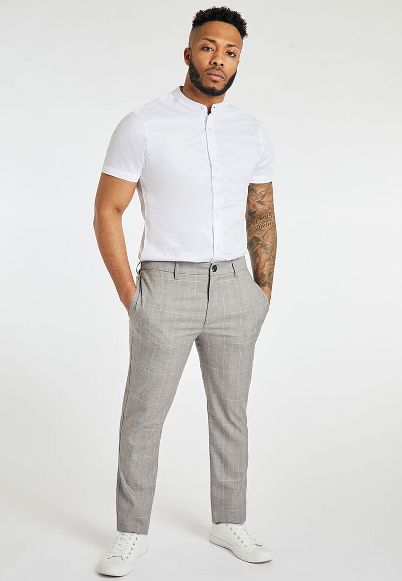 Buy Turtle Turtle Men Beige Checked Skinny Fit Formal Trousers at Redfynd