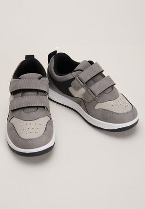 Younger Boys Low Colour Block Trainer